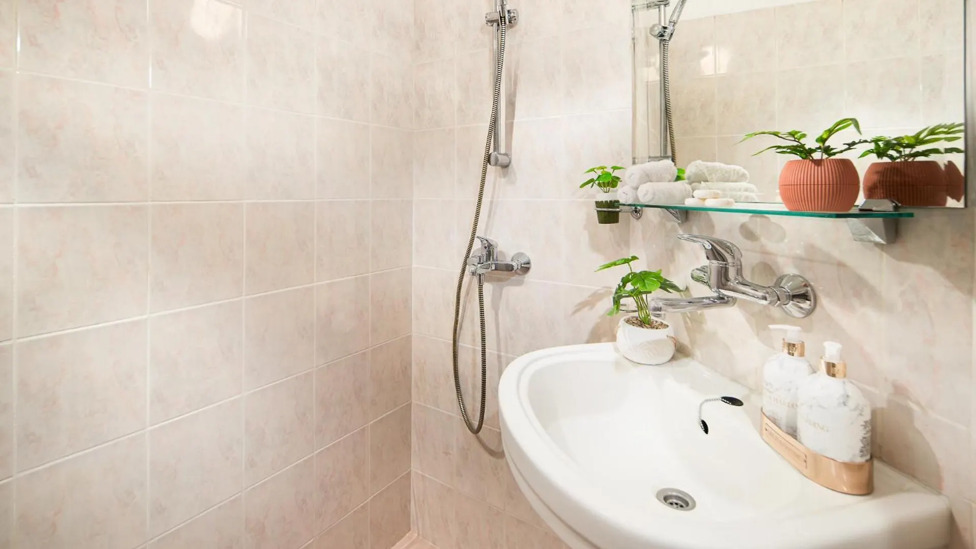 Apartment Free Parking, Spacious & Relaxing Sofia